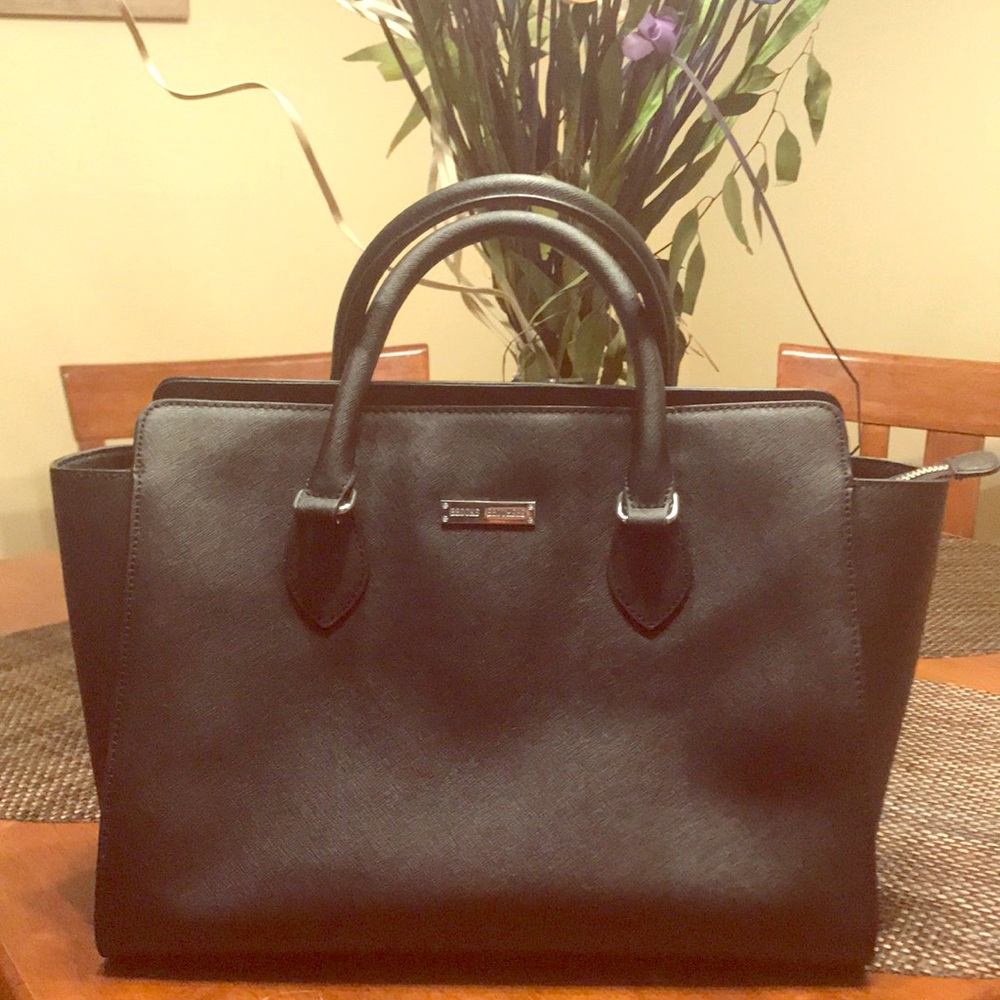 Classy Brooks Brothers purse!
